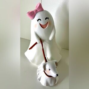 Ghost Girl with Pink Bow Walking Dog Ross NWT